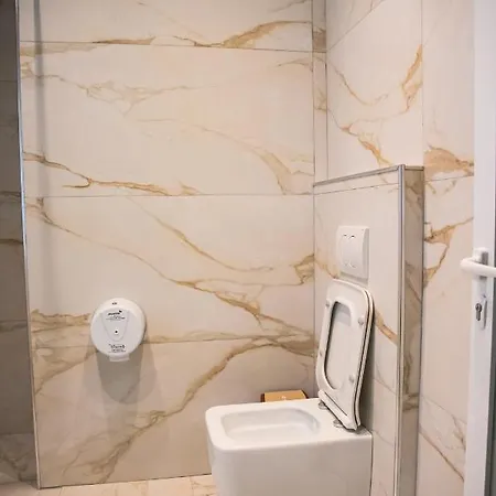 Hotel Blini 3*
