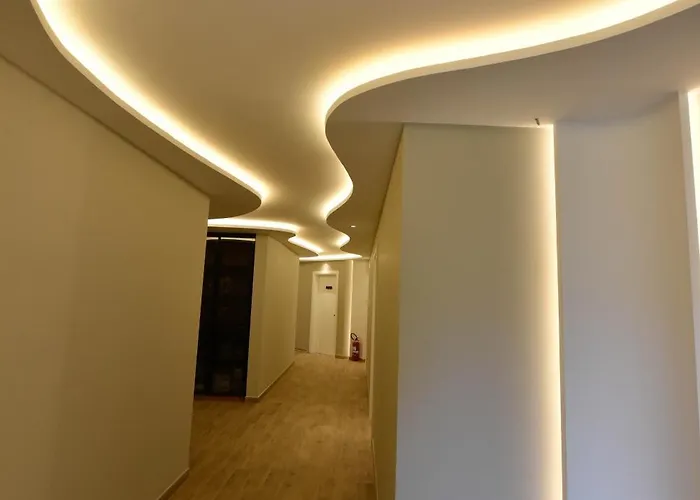 酒店 布里尼酒店